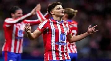 تفوق ألفاريز على هالاند.. برشلونة تفضل النجم في صفقات الشتاء